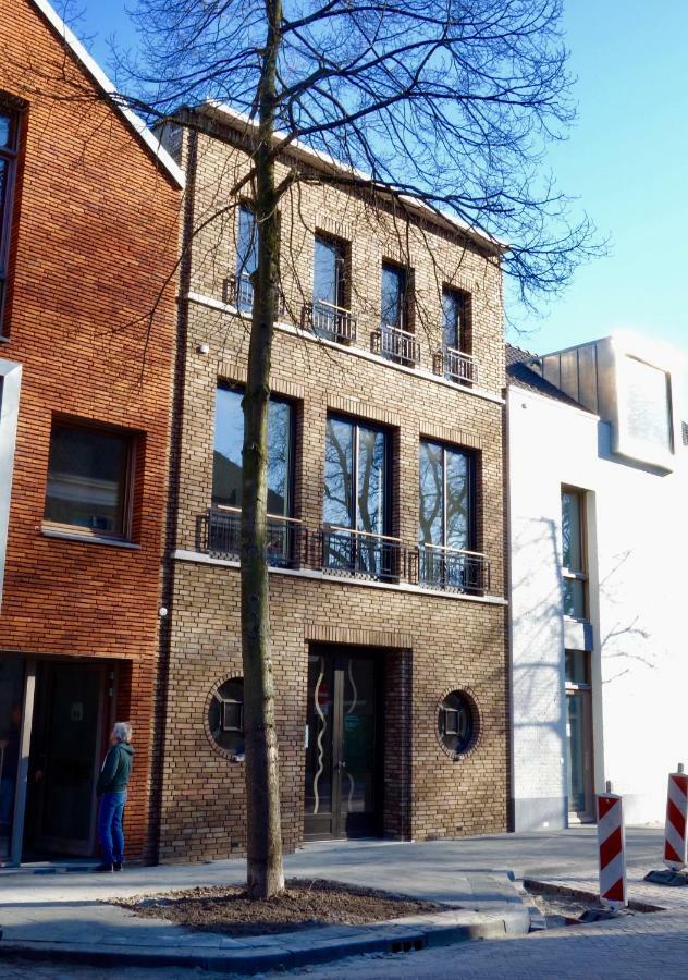 Arthouse Dordrecht Acomodação com café da manhã Exterior foto